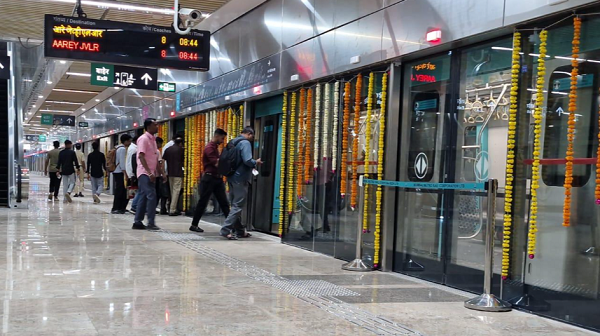 方大站臺屏蔽門系統(tǒng)護(hù)航！印度首條全地下地鐵孟買地鐵3號線全線通車